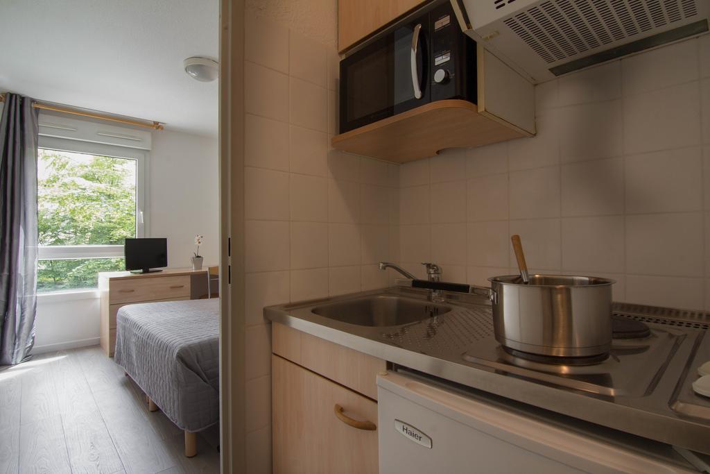 Apparthotel Pythagore Grande Arche Courbevoie Room photo